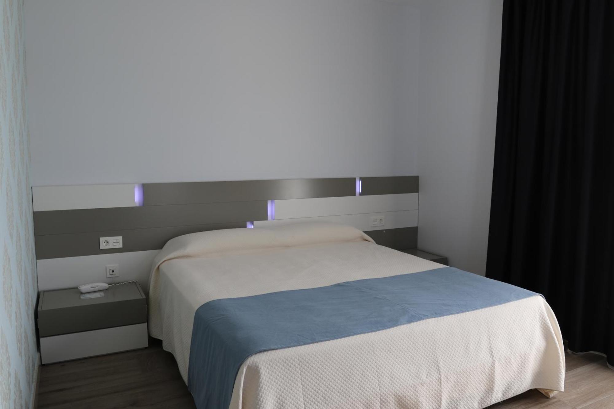 Hotel Leo Monesterio Room photo